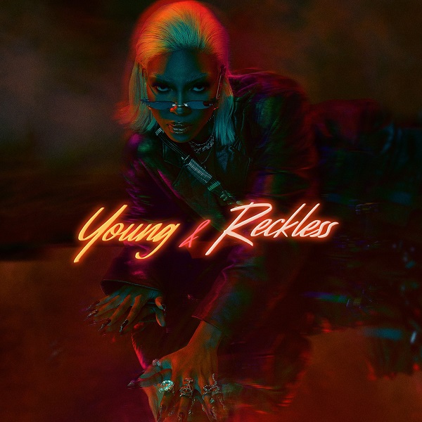 Album: Veeiye – Young & Reckless Zip