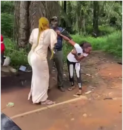 Two Women Fighting Dirty With A Police Officer After Assaulting Them