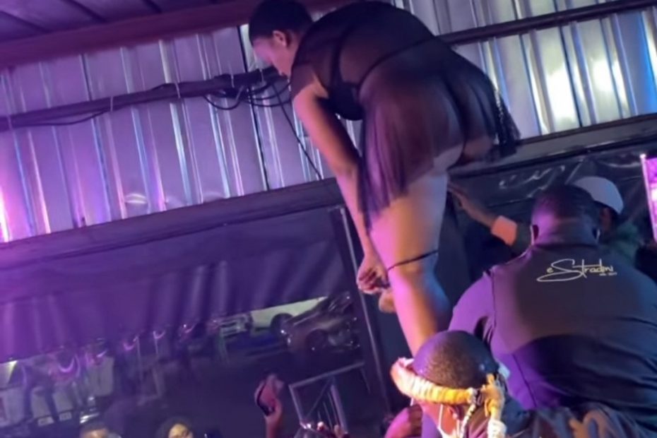 South African dancer, Zodwa Wabantu takes off underwear during a live performance