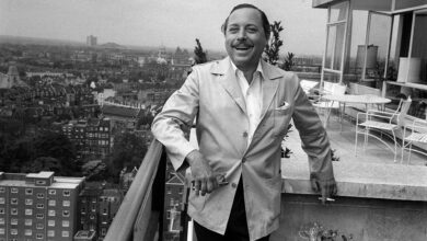 Tennessee Williams: The Iconic Playwright and Literary Visionary